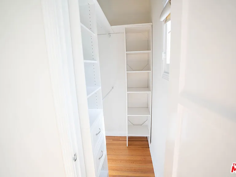 1210 S La Jolla Ave — Photo 30