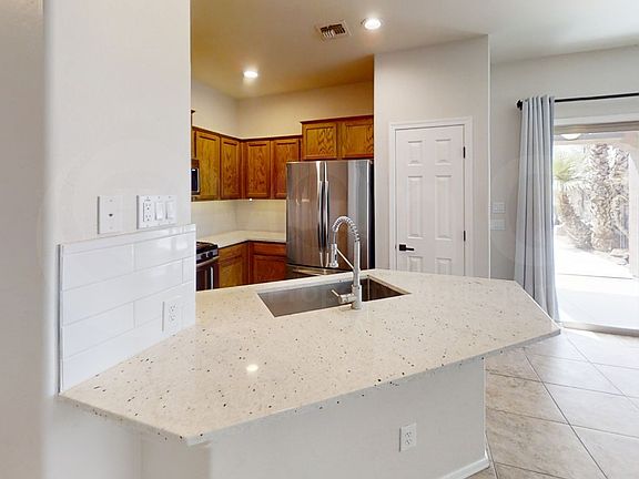 4th image of 7525 W Springfield Way
