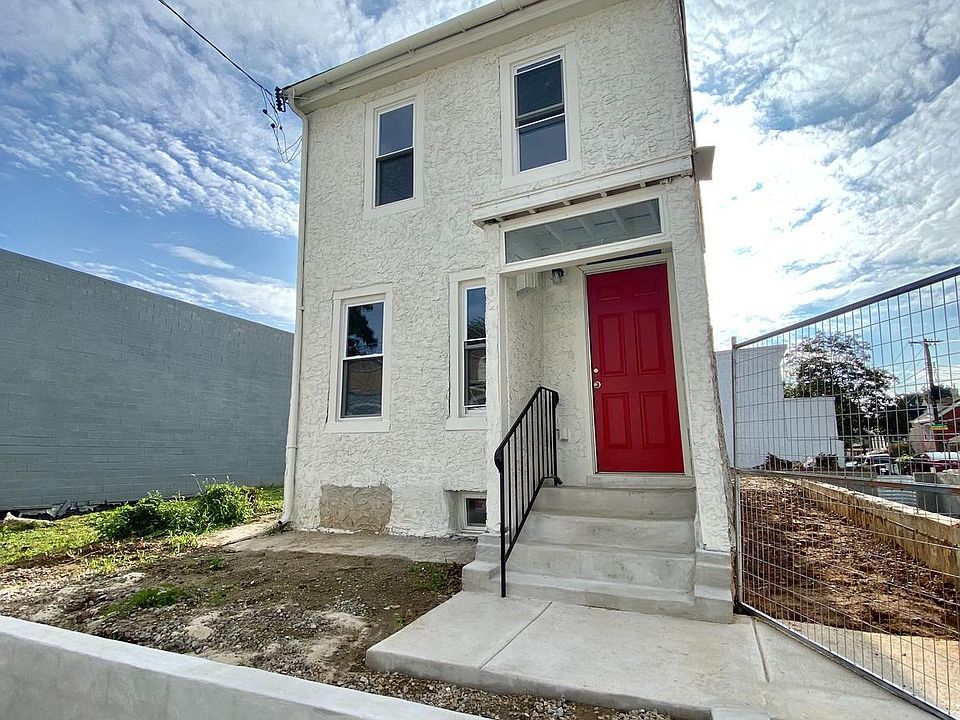 1st image of 256 E Phil Ellena St