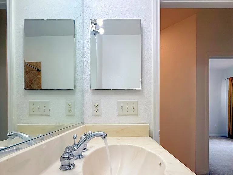 4207 Via Piedra Cir #8-102 — Photo 52