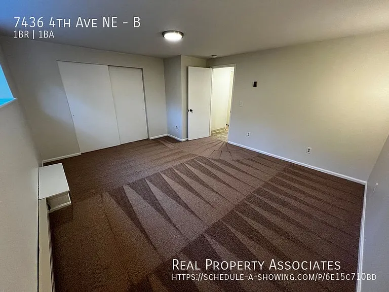 7436 4th Ave NE #B — Photo 6