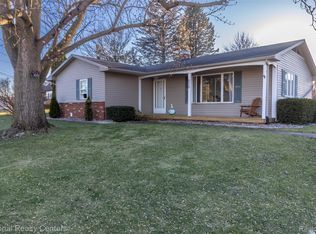 529 N Watkins, Perry, MI 48872