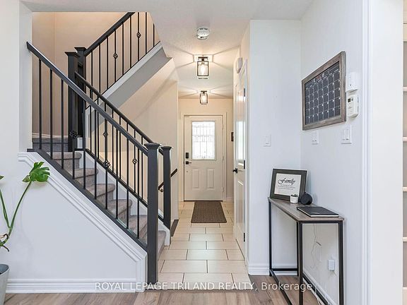 4th image of 34 Pine Valley Dr