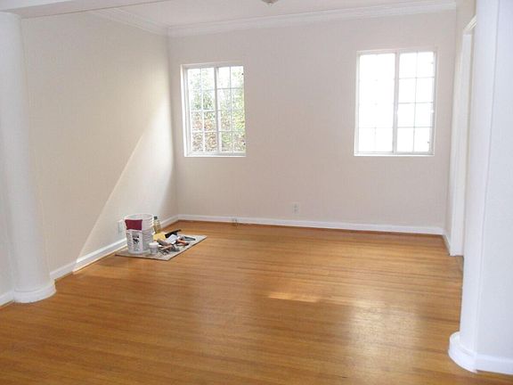 2nd image of 1421 S Beverly Dr