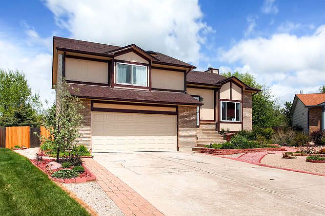 1st image of 8570 Cirrus Ct