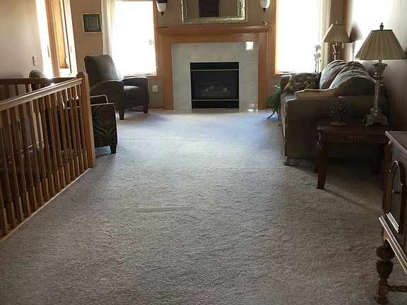 5th image of 18067 Everglade Ct