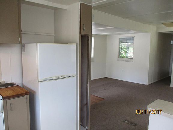 kitchen / living room