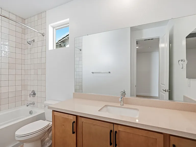 21435 W Meadowbrook Ave — Photo 24