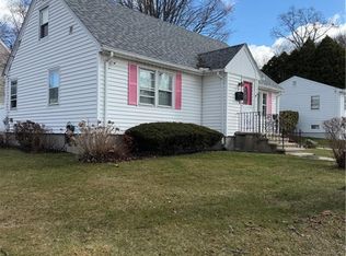 4 Dunbar St, Providence, RI 02909
