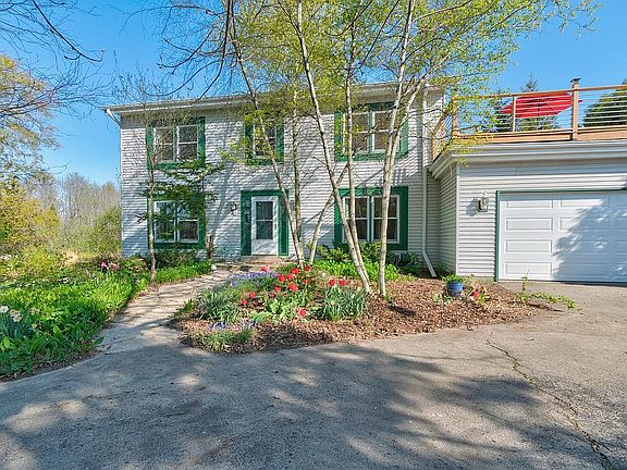 4th image of 535 High Bluff Dr