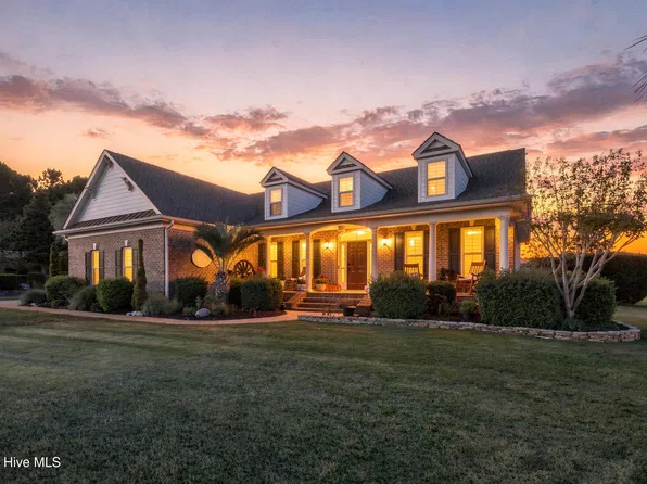 963 Woodwind Drive, Leland, NC 28451