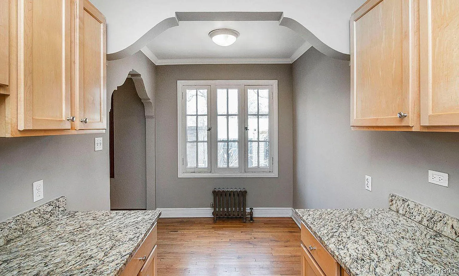 2533 E 11th Ave — Photo 3