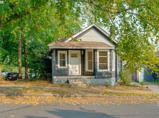 903 SE Franklin St, Portland, OR 97202
