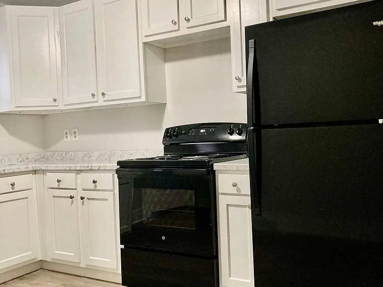 609 Hickory Ave — Photo 6
