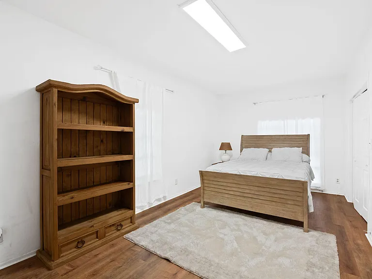 2400 Delmar Pl — Photo 21