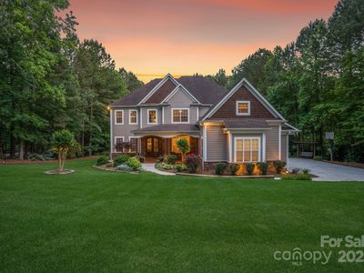 4877 River Hills Dr, Denver, NC, 28037