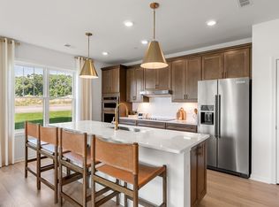 320 Martins Lndg #507, North Reading, MA 01864