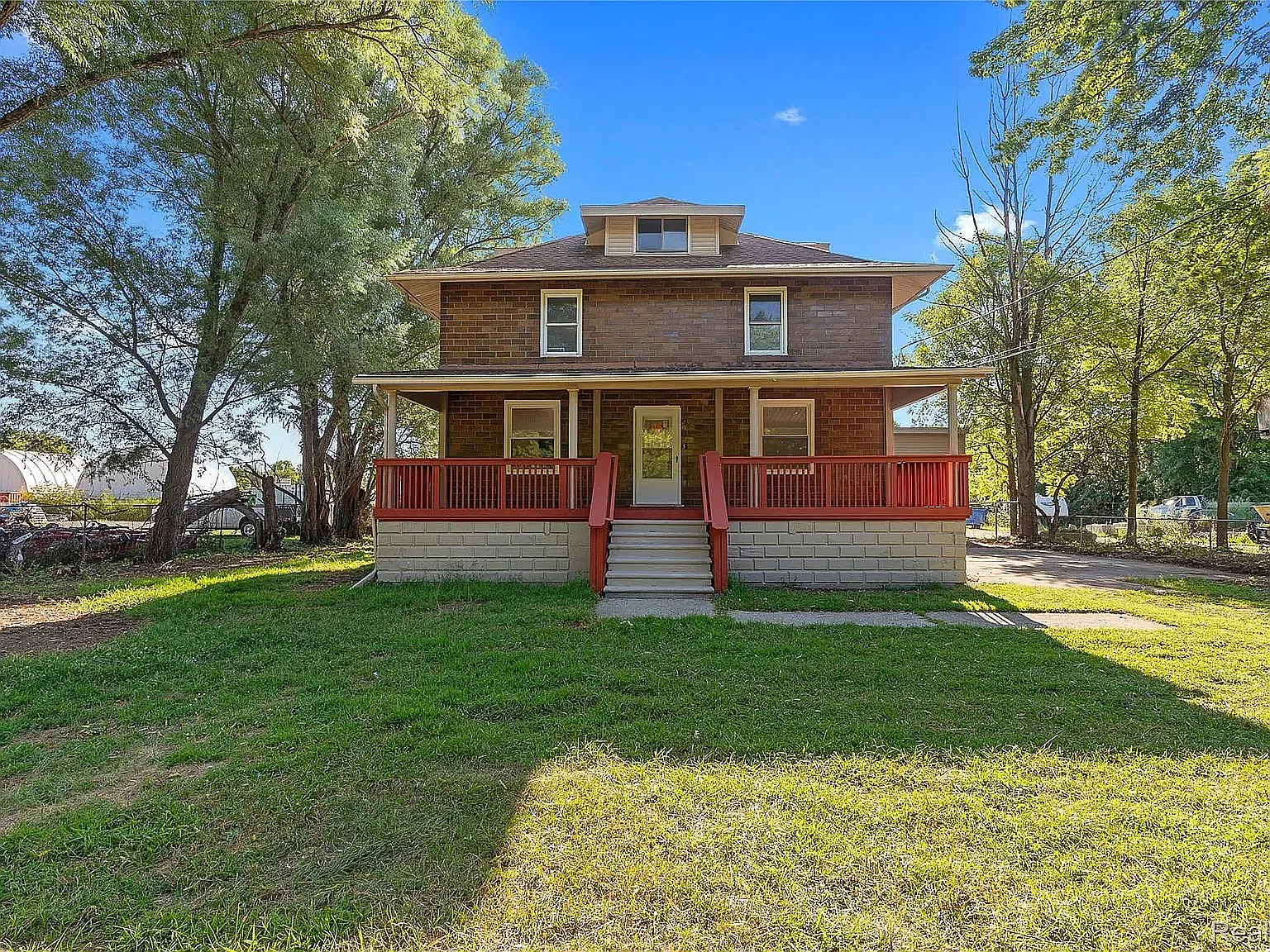 5 bed, 2752 sqft, $3,000 — Photo 1