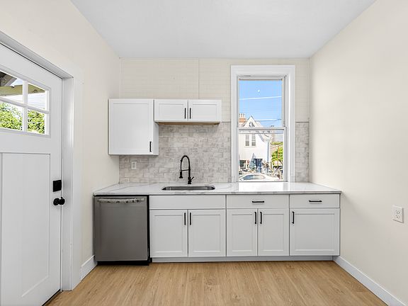 3rd image of 142 5th Ave #1