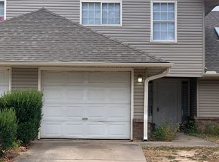410 N 37th St #C, Rogers, AR 72756
