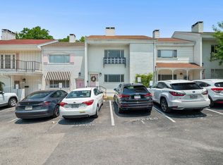 2401 Winsted Ln APT 8, Austin, TX 78703