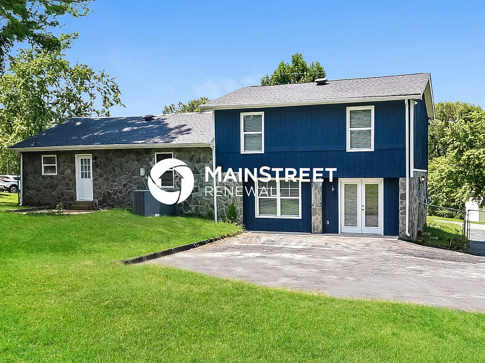 912 Denise Dr