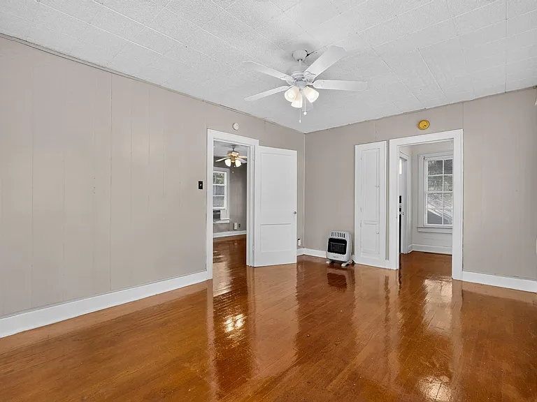 4205 Avenue B #GARAPT — Photo 20