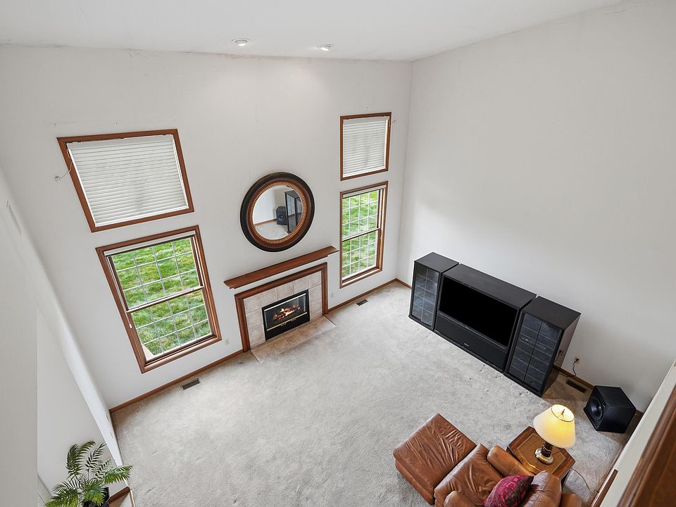 137 Queen Anne Dr, photo 30