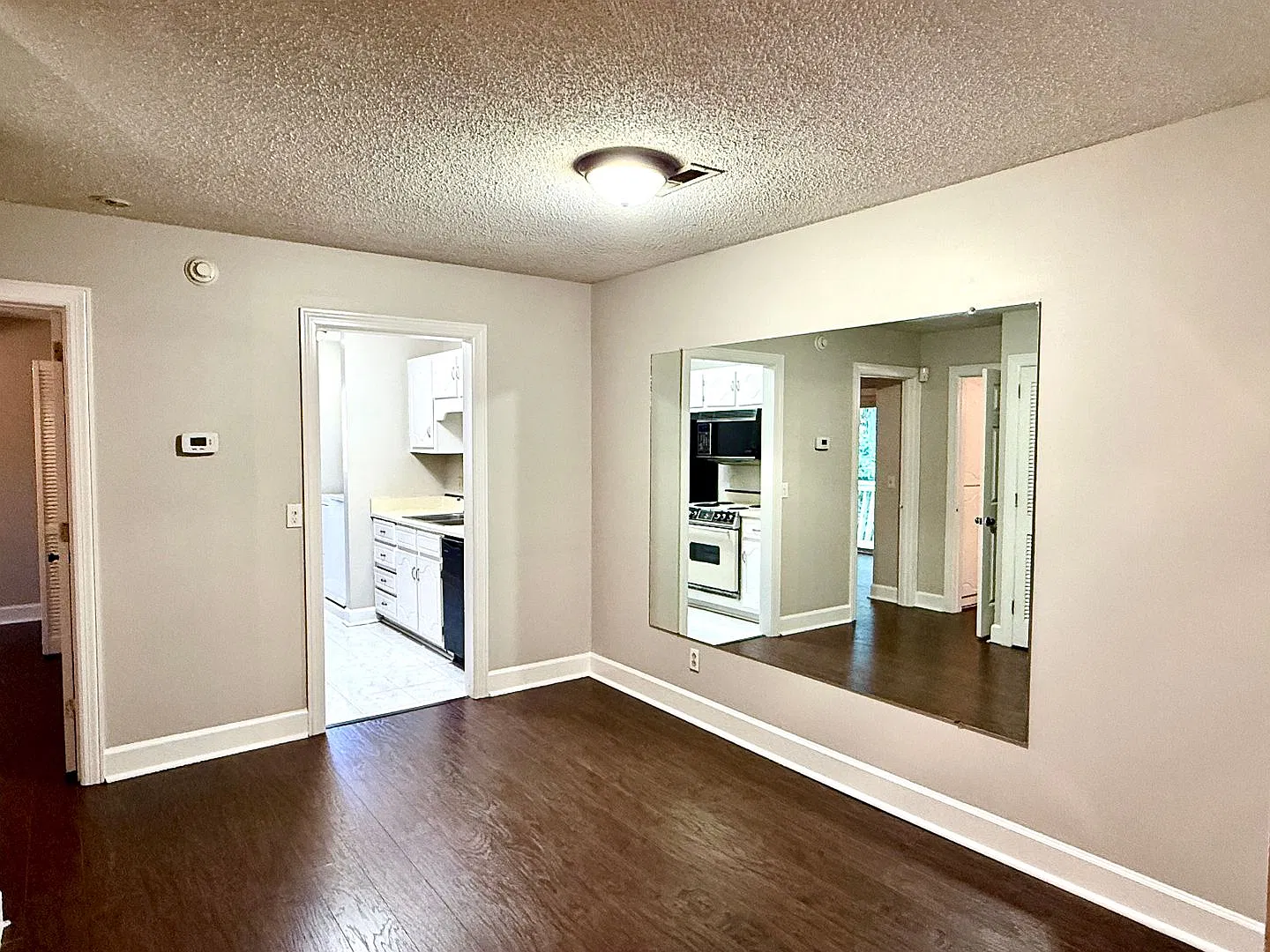1 Bedroom Condo on Chapman Mountain — Photo 3
