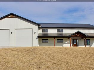 46424 Hackberry Rd, Oakland, IA 51560