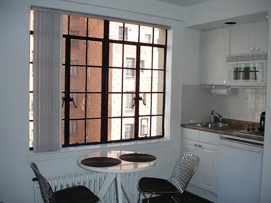 Rented by Andrew J. Markowitz Real Estate, LLC  | media 9