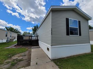 5069 Copper Gate Dr, Grand Forks, ND 58203