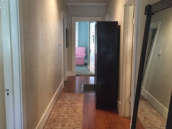 3rd image of 926 Santos St
