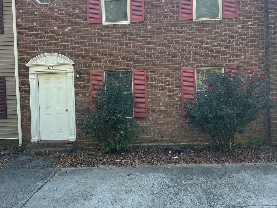1st image of 502 W B St Unit A