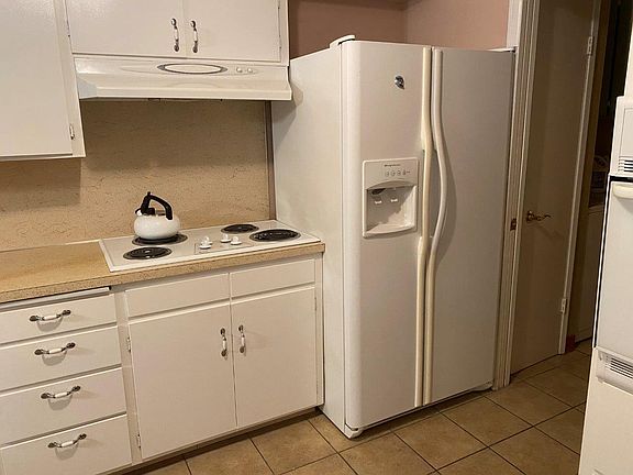 5th image of 9620 Dekoven Dr SW