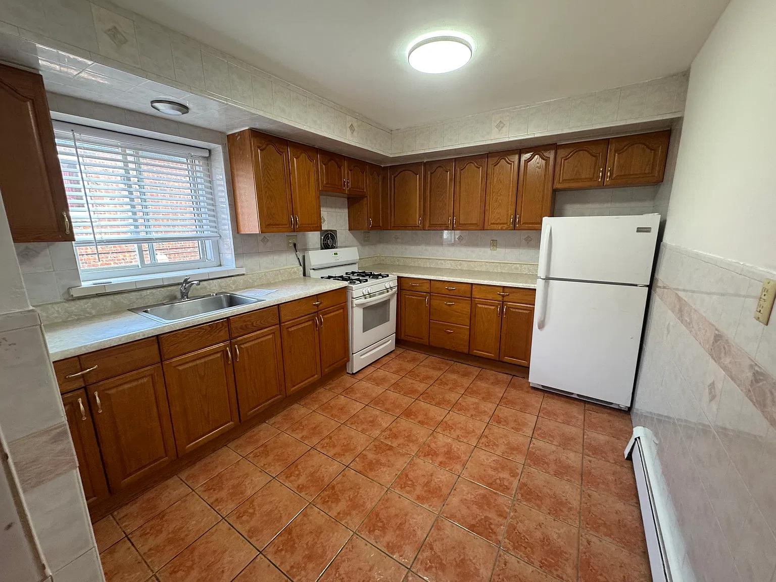 1 bed, $1,800 — Photo 2