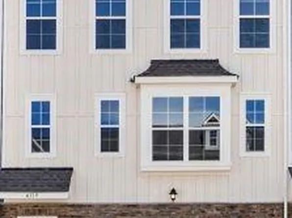 7104 Brookview Ln, Sherrills Ford, NC 28673