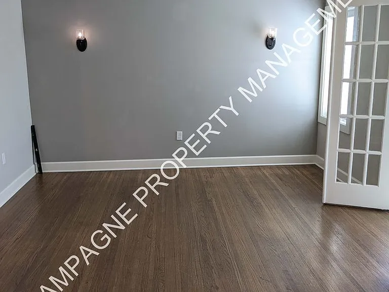 920 Ward Pkwy — Photo 24