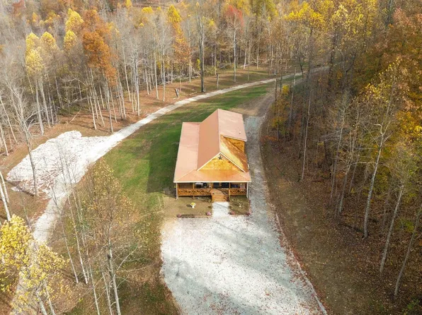 945 3447th Hwy, Mc Kee, KY 40447