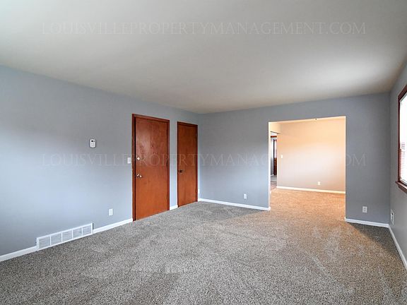 4th image of 316 Idlewylde Dr APT 3