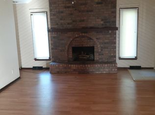 2513 SW Paris Dr, Blue Springs, MO 64015