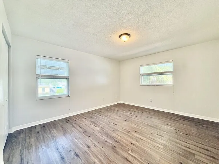 6420 S Adelia Ave #A — Photo 19