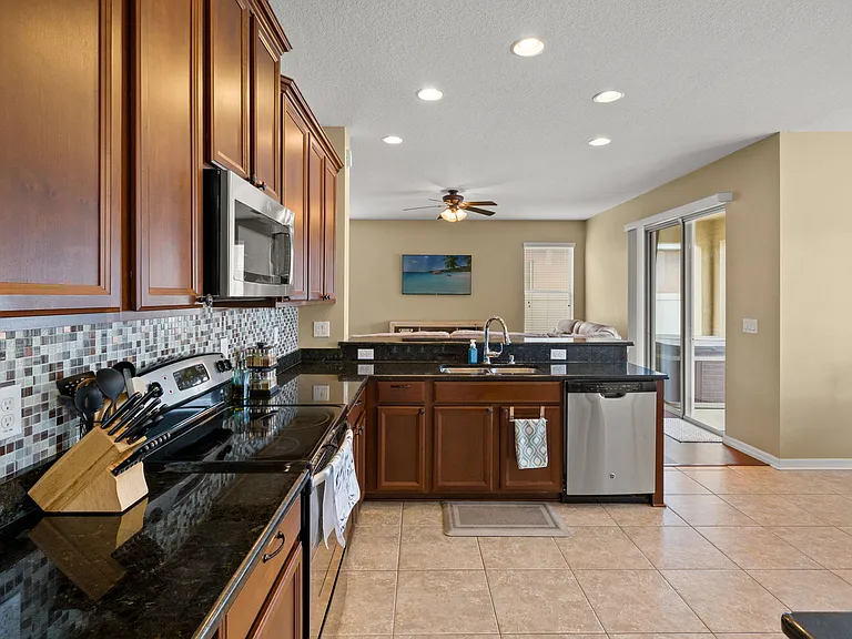 7506 Forest Mere Dr — Photo 8
