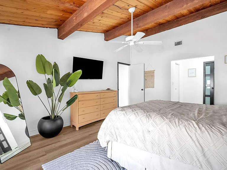 740 E Coco Plum Cir #3 — Photo 19