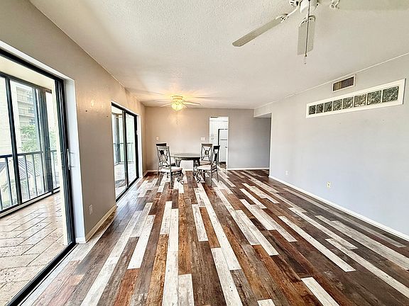 5th image of 2800 Cove Cay Dr #4G-1