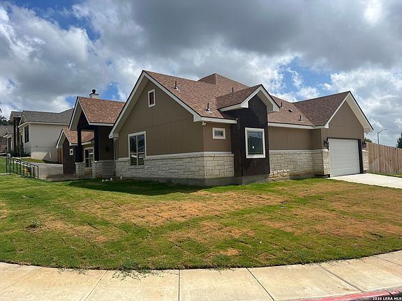 2nd image of 2710 ROYALWOOD