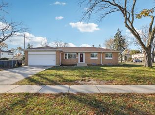 866 Clark Ln, Des Plaines, IL 60016
