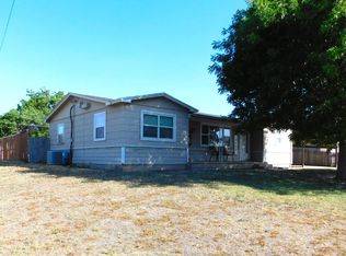901 W 7th St, Muleshoe, TX 79347
