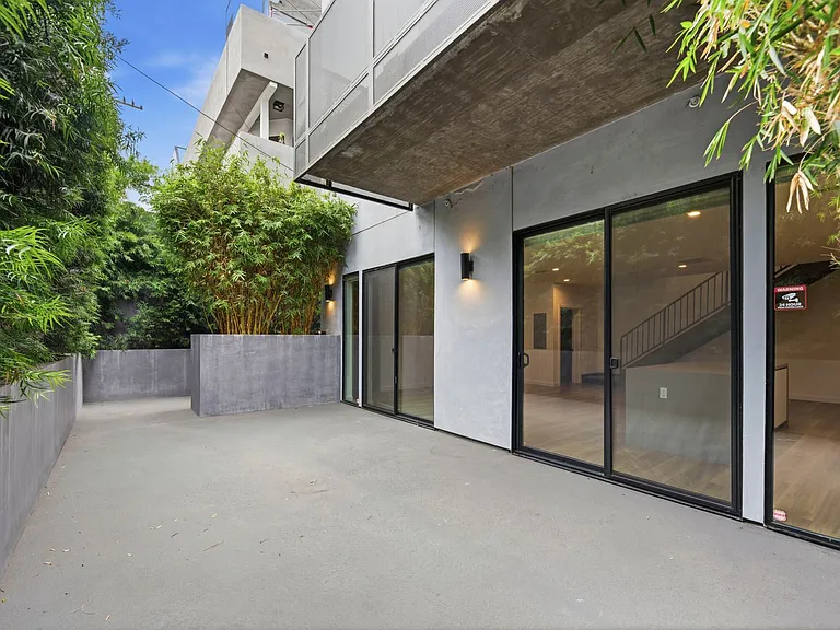 TALA Residences at 829 Larrabee Street — Photo 37