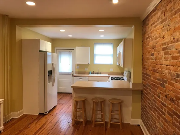 1518 S 13th St #1, Philadelphia, PA 19147